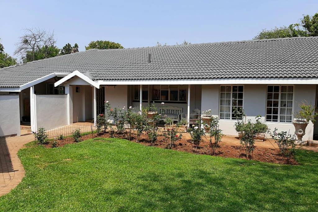 Kruger Southern Cross Malalane Bagian luar foto