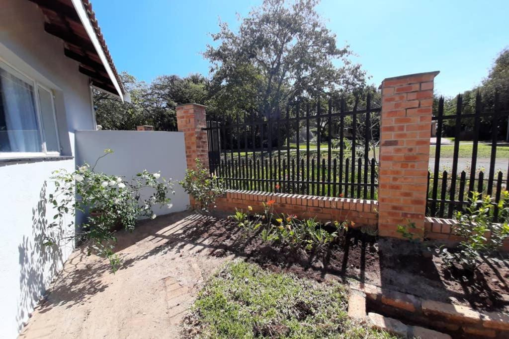Kruger Southern Cross Malalane Bagian luar foto