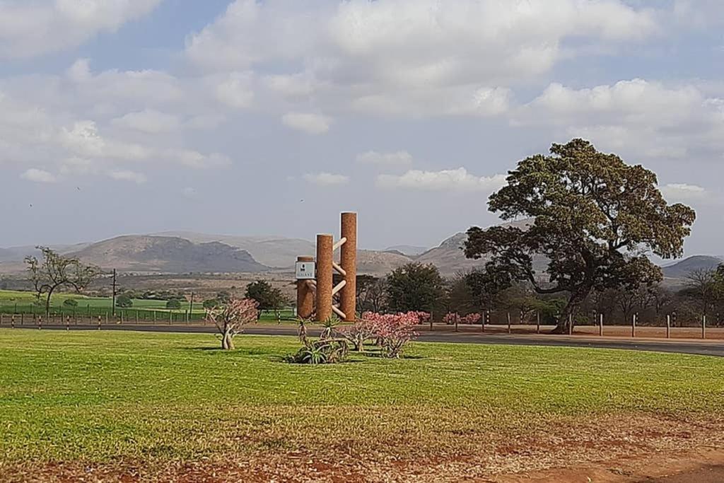 Kruger Southern Cross Malalane Bagian luar foto