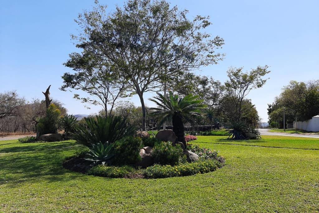 Kruger Southern Cross Malalane Bagian luar foto
